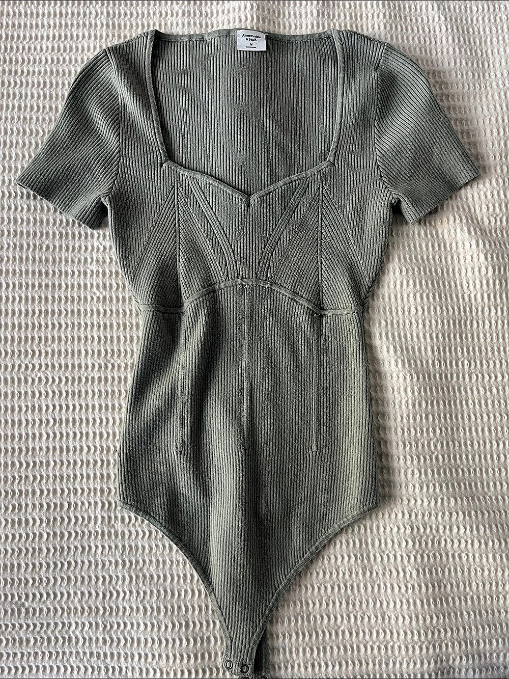 Abercrombie & Fitch Short-Sleeve Sweetheart Bodysuit Green Medium